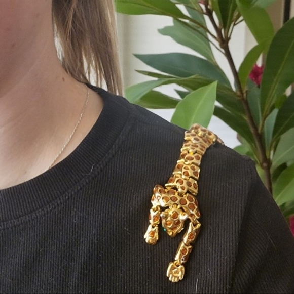 Vintage Leopard Pin Articulated Shoulder Pet Green Rhinestone Eyes - Picture 3 of 13